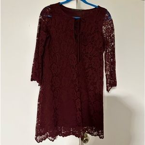 Zara women’s dress size medium in perfect condition. Color is burgundy.